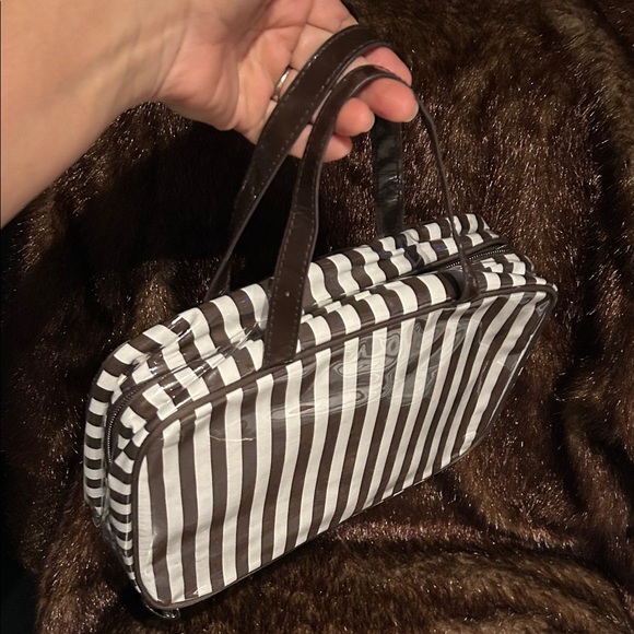 HENRI Bendel Striped Brown and White Travel Bag Preloved EUC/GUC - Picture 17 of 17